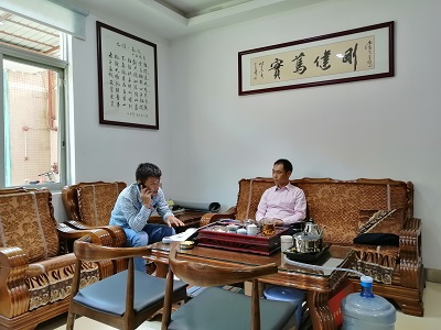 金总上门考察海绵复合机 金总上门考察海绵复合机